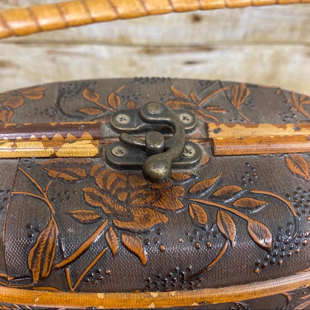 Wood purse box bag tooled floral Asian inspired small - Picture 5 of 16